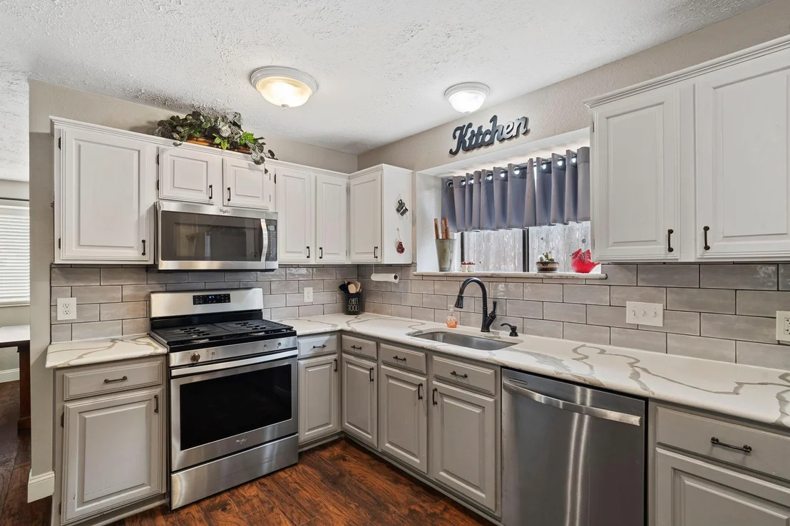 Photo of 2437 Willow Bend Drive