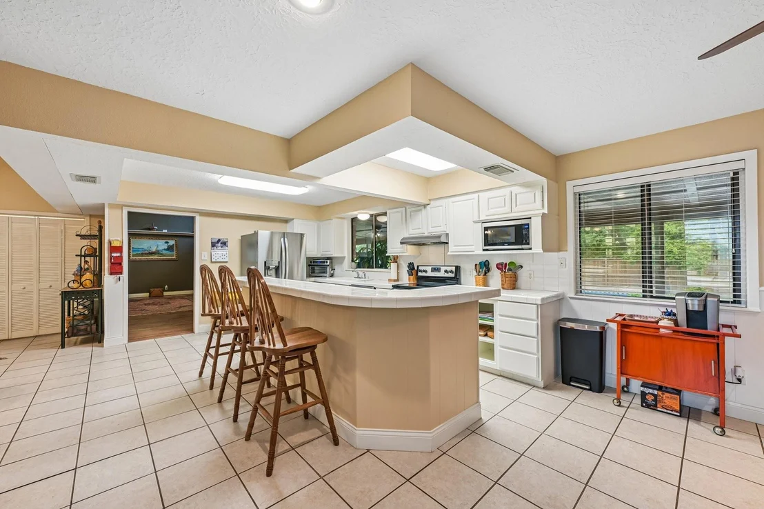 Photo of 2535 Cliff Drive