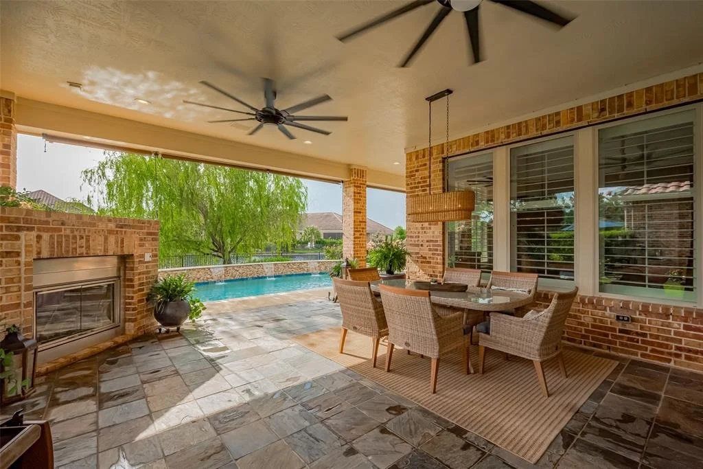 Photo of 7 Edgemont Court