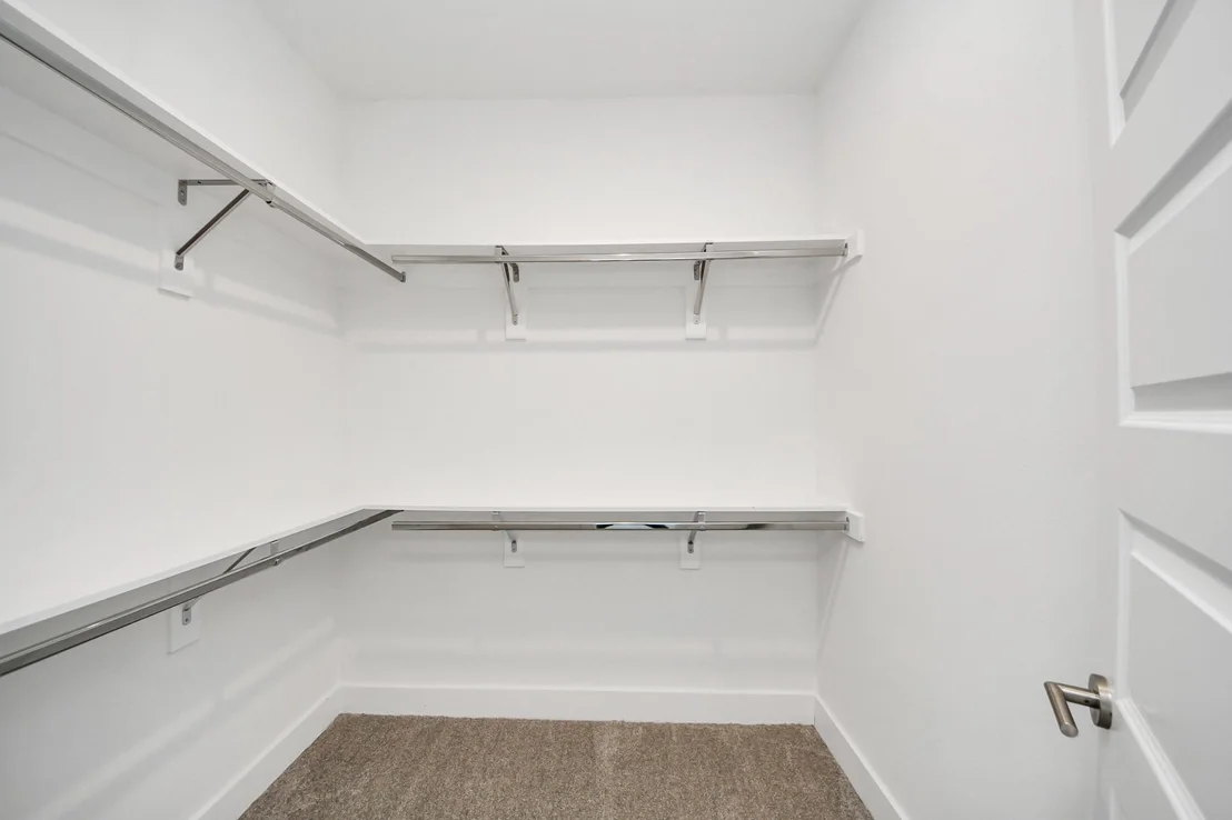 Photo of 2106 Diagonal Lane