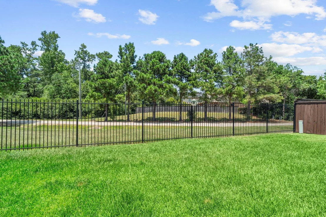 Photo of 155 W Wading Pond Circle