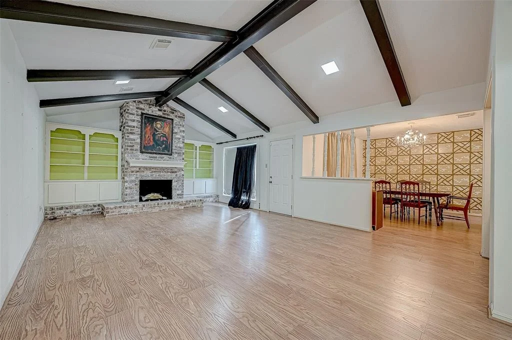 Photo of 5927 Pinewilde Drive