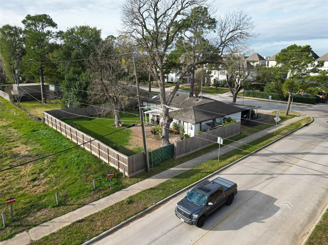 Photo of 1614 Wycliffe Drive