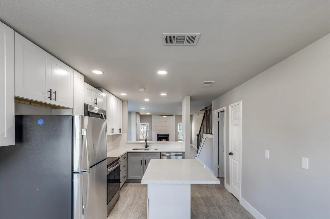 Photo of 3427 Benfield Drive