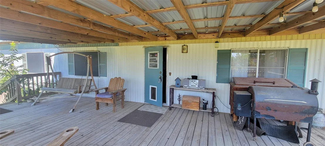 Photo of 137 White Oak
