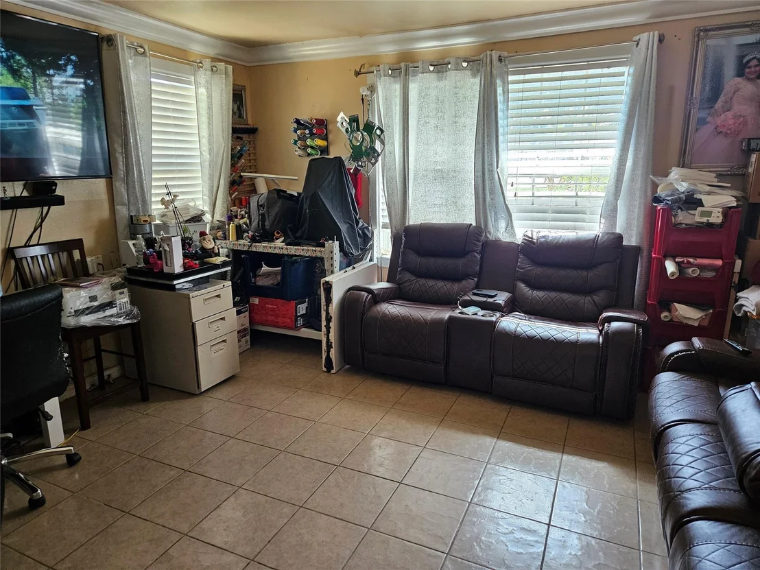 Photo of 121 Norview Drive