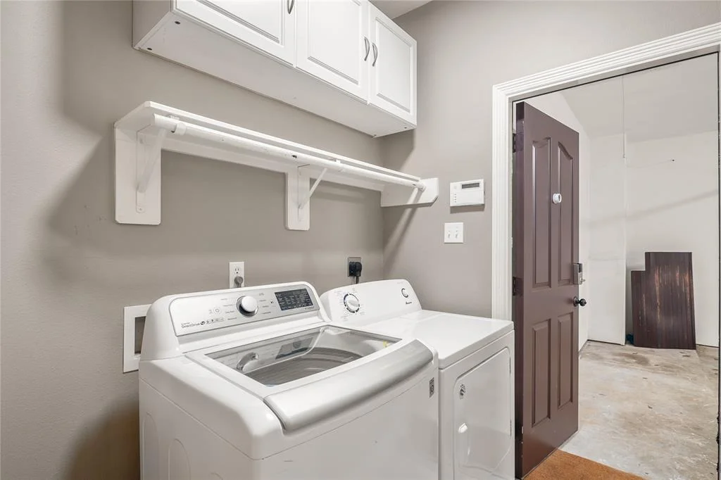 Photo of 906 Mcdaniel Drive