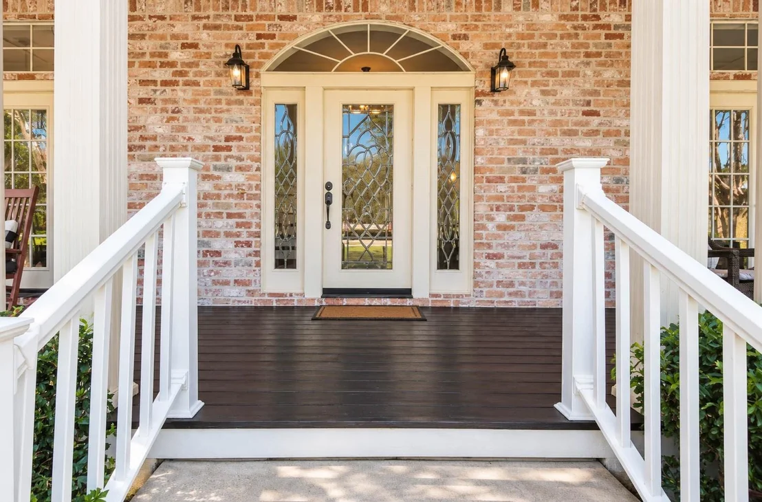 Photo of 33103 Whickham Circle