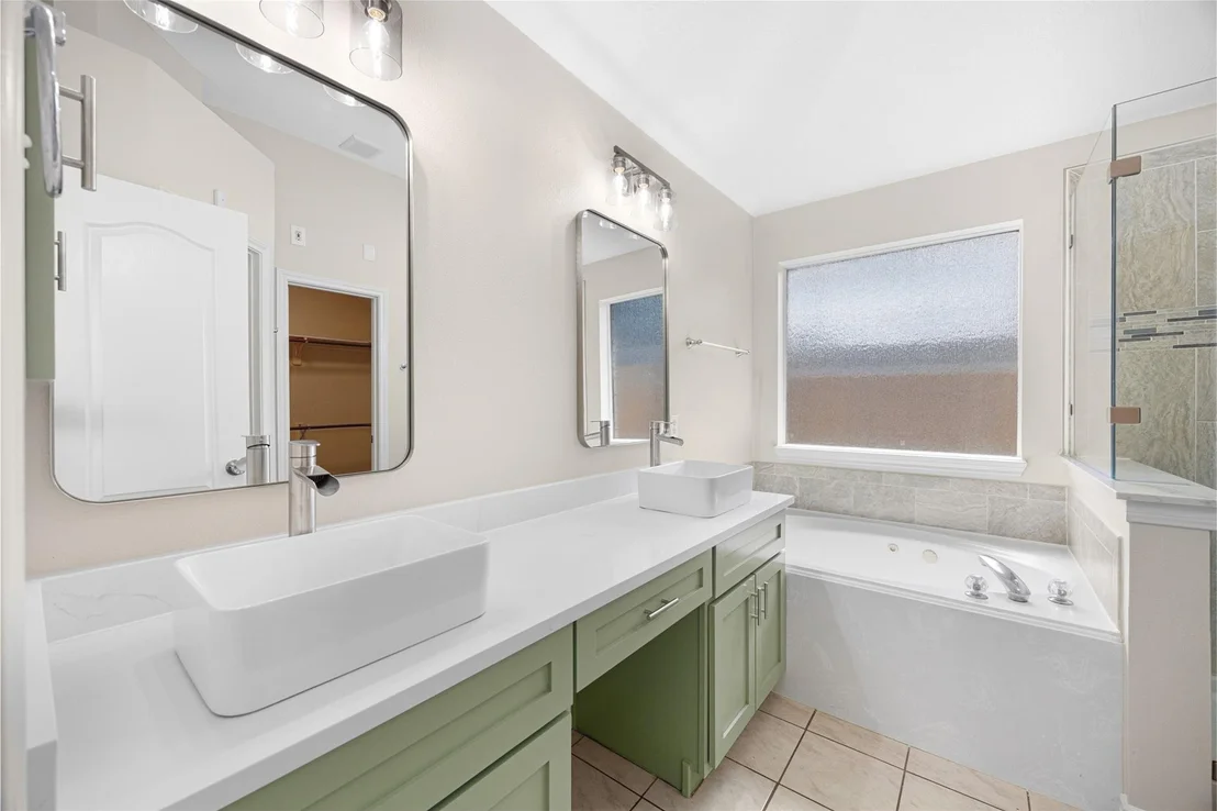 Photo of 17710 Forest Haven Trail