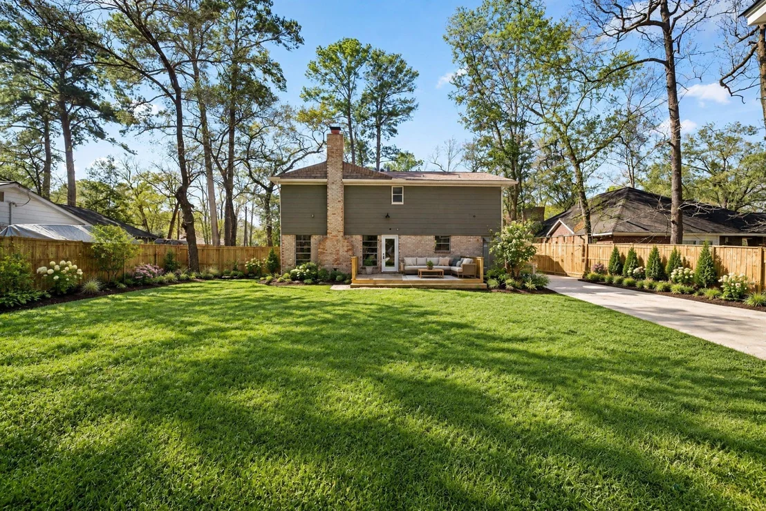 Photo of 15102 Long Oak Drive