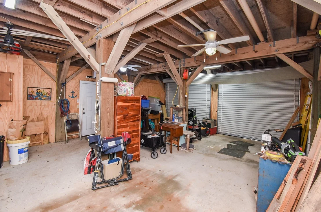 Photo of 16 Peggy Street E