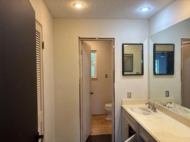 Photo of 14155 Lakepoint Drive