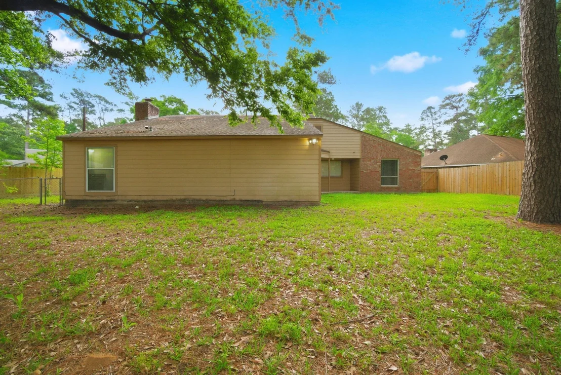 Photo of 74 Oak Grove Lane