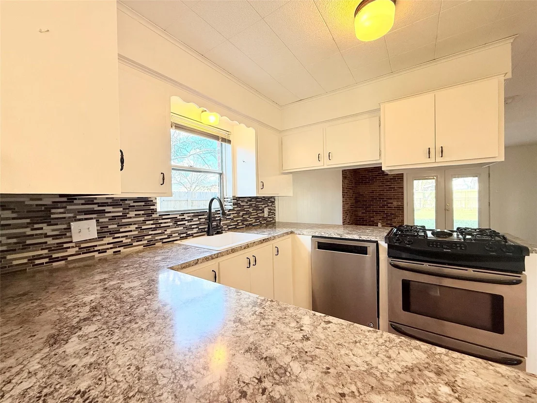 Photo of 1415 Avenue C