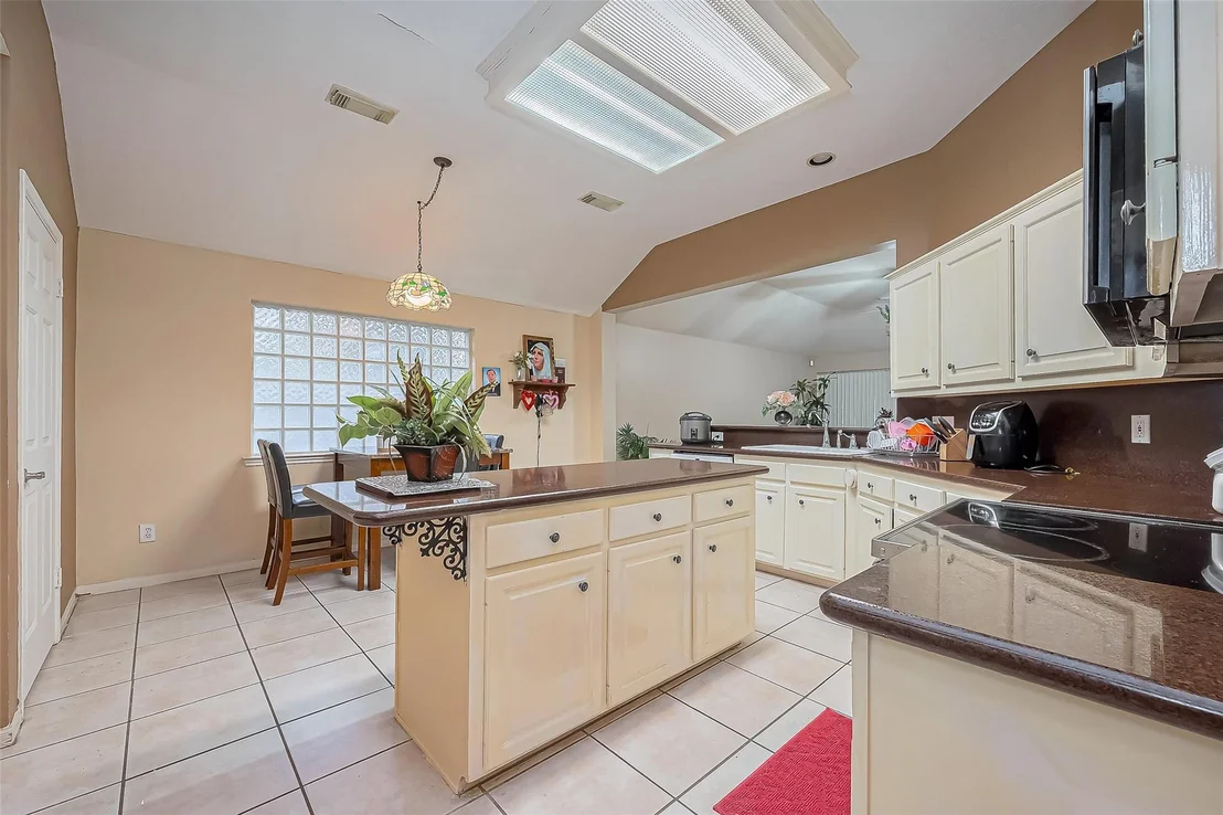 Photo of 10323 Emerald Pine Drive