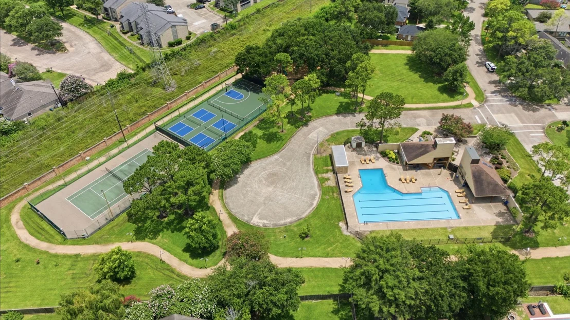 Photo of 13026 Waldemere Drive