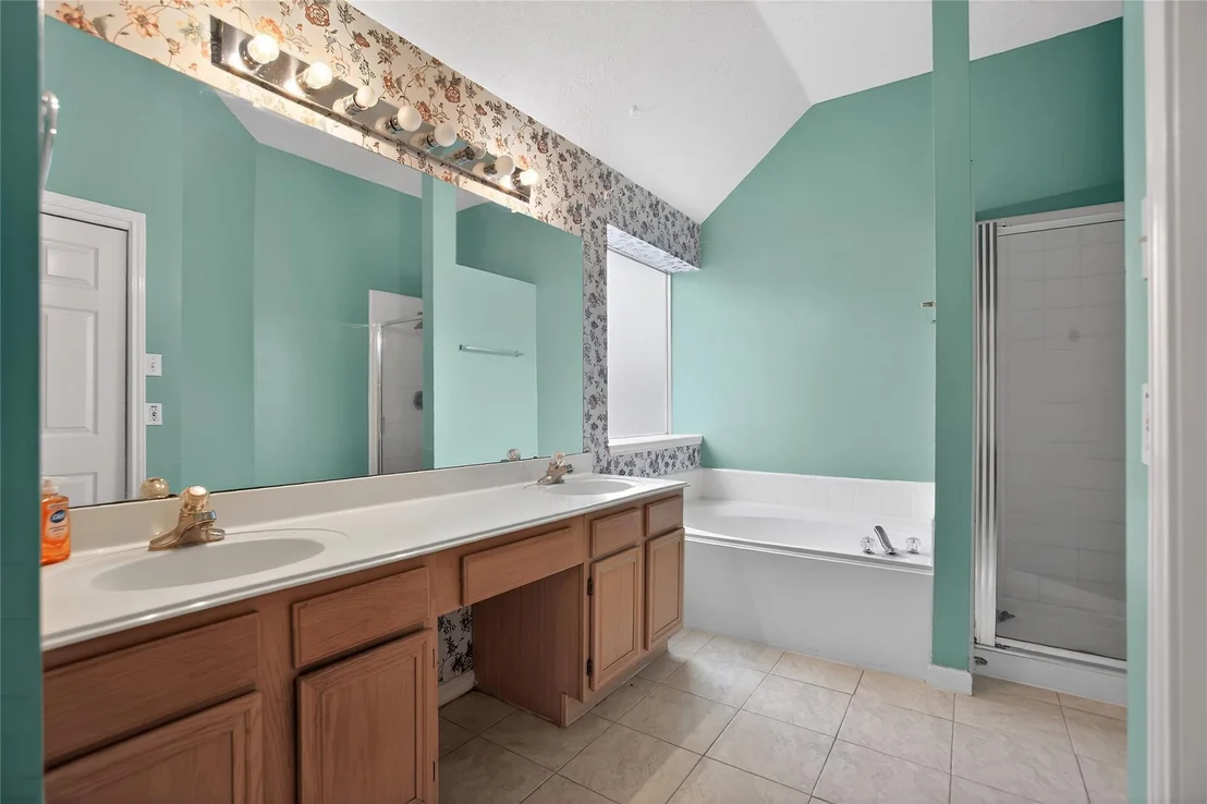 Photo of 12530 Meadowglen Drive