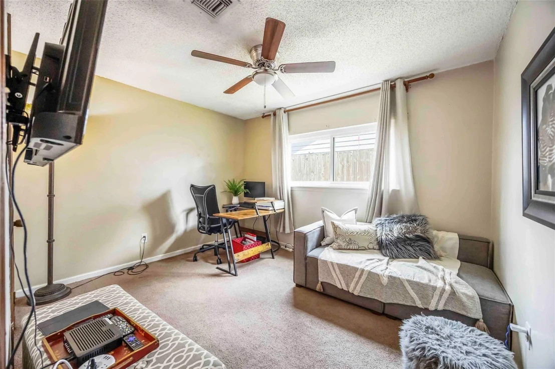 Photo of 4043 Manordale Drive