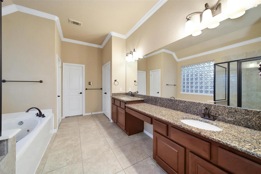 Photo of 19206 Camellia Bend Circle