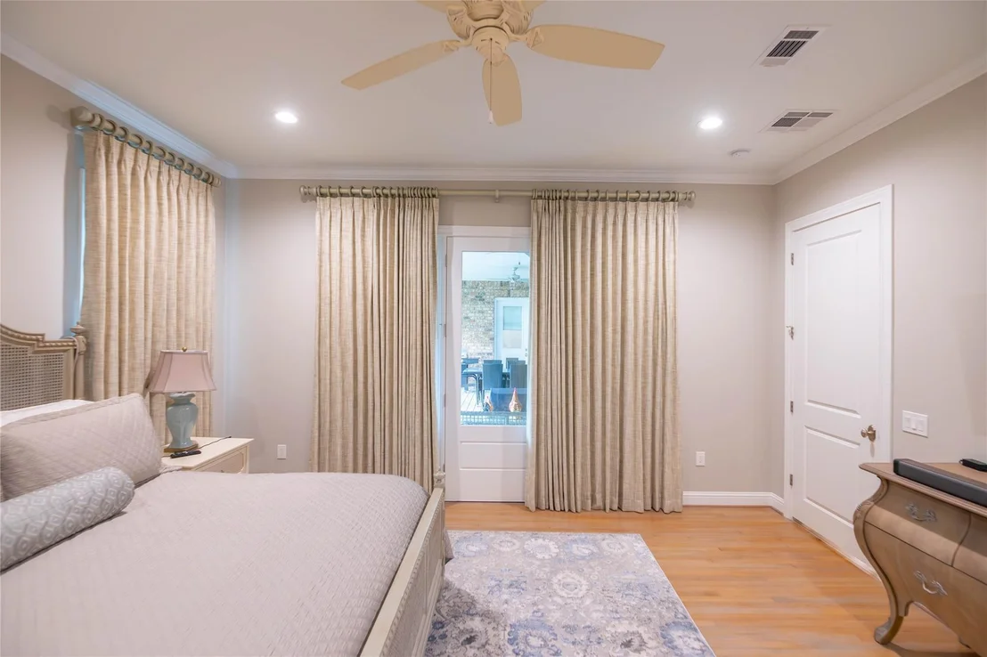 Photo of 10614 Moonlight Drive