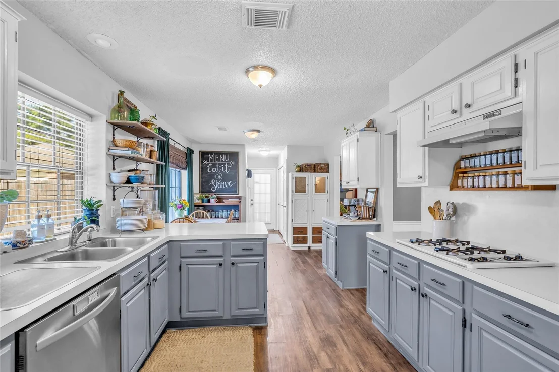 Photo of 15426 Freestone Peach Lane