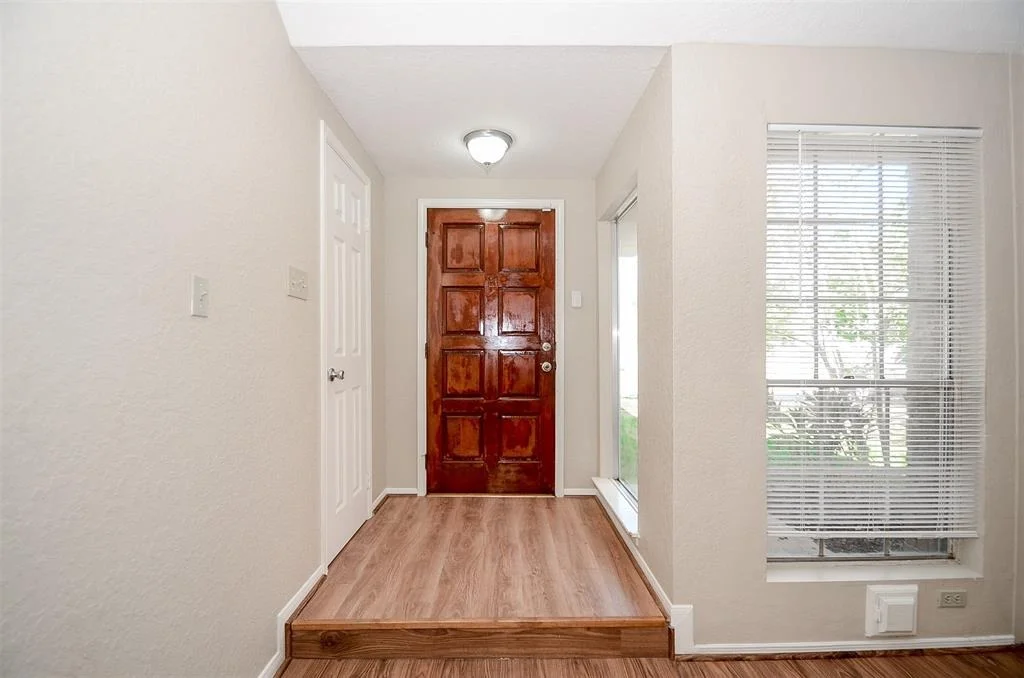 Photo of 1718 Foxlake Drive