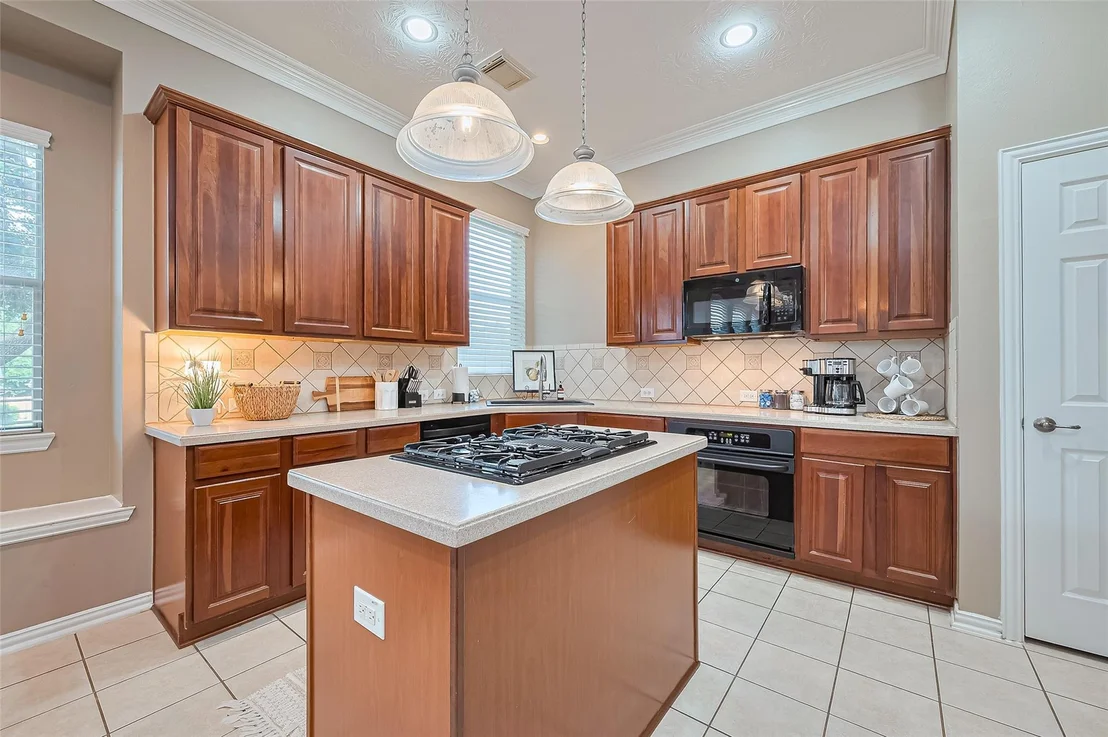 Photo of 2500 Amy Lee Drive