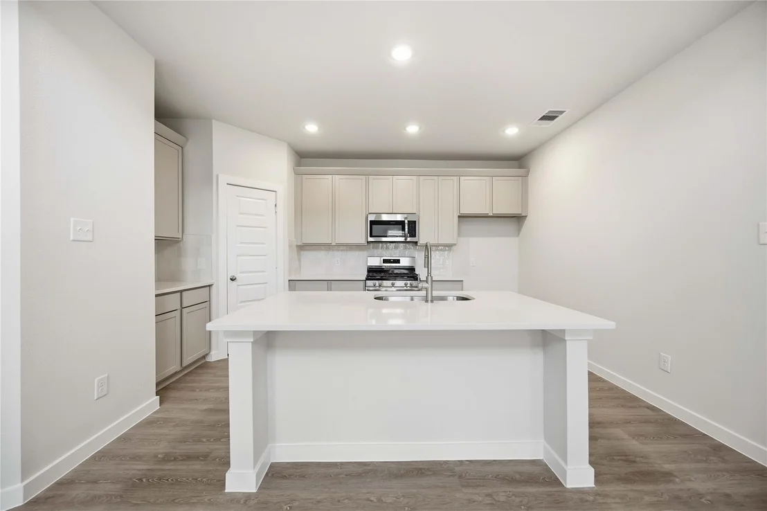 Photo of 1218 Lilly Lane