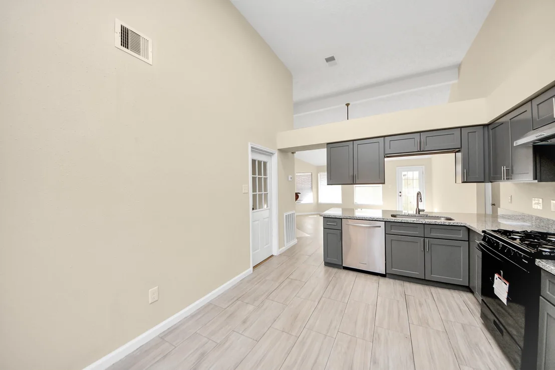 Photo of 6011 Shady Manor Drive