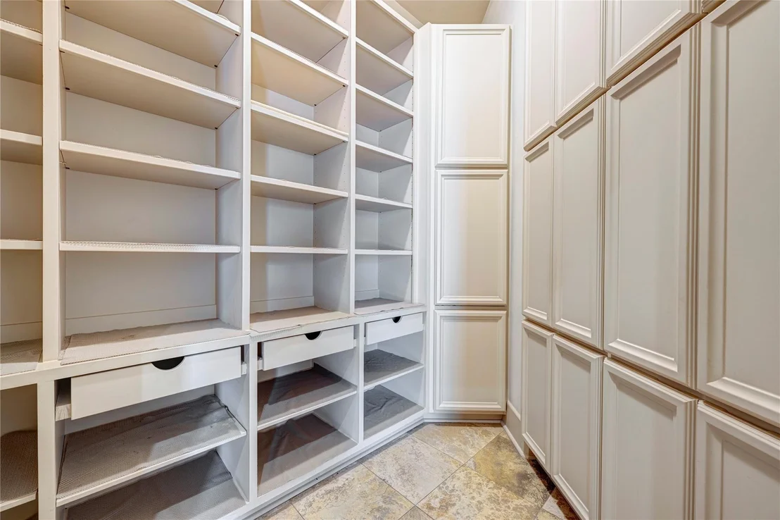Photo of 710 Pinehaven Drive
