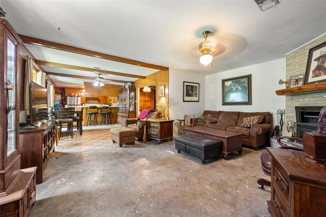 Photo of 2342 Apache Drive