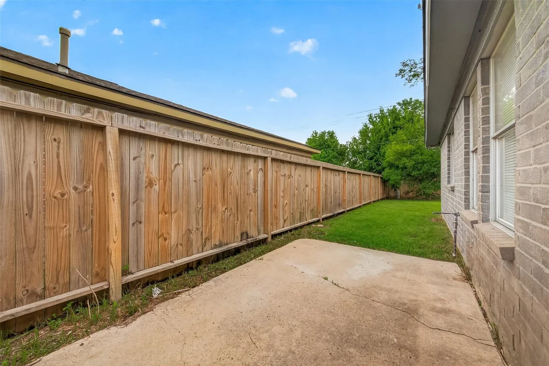 Photo of 4718 Fairgreen Lane