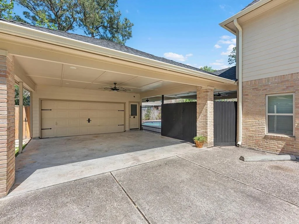Photo of 5831 Mountain View Drive