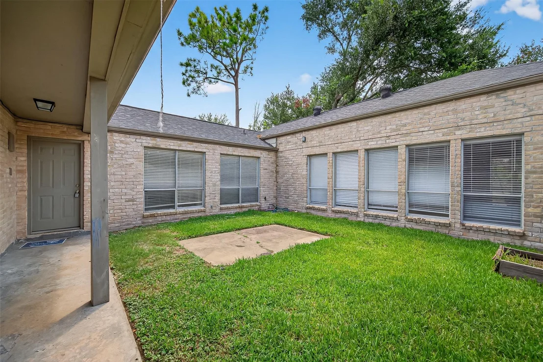 Photo of 10815 Shawnbrook Drive