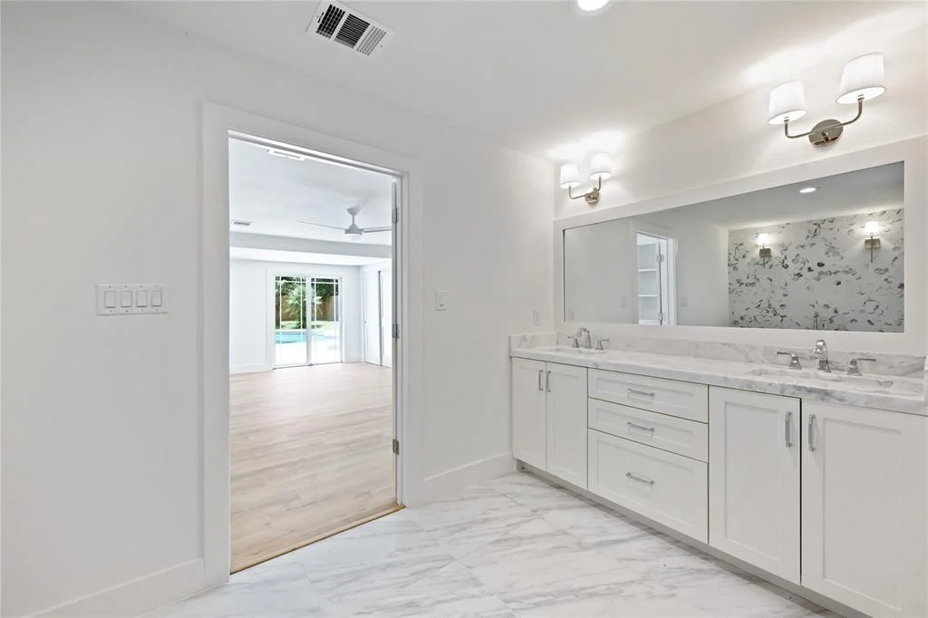 Photo of 8306 Vintage Wood Circle
