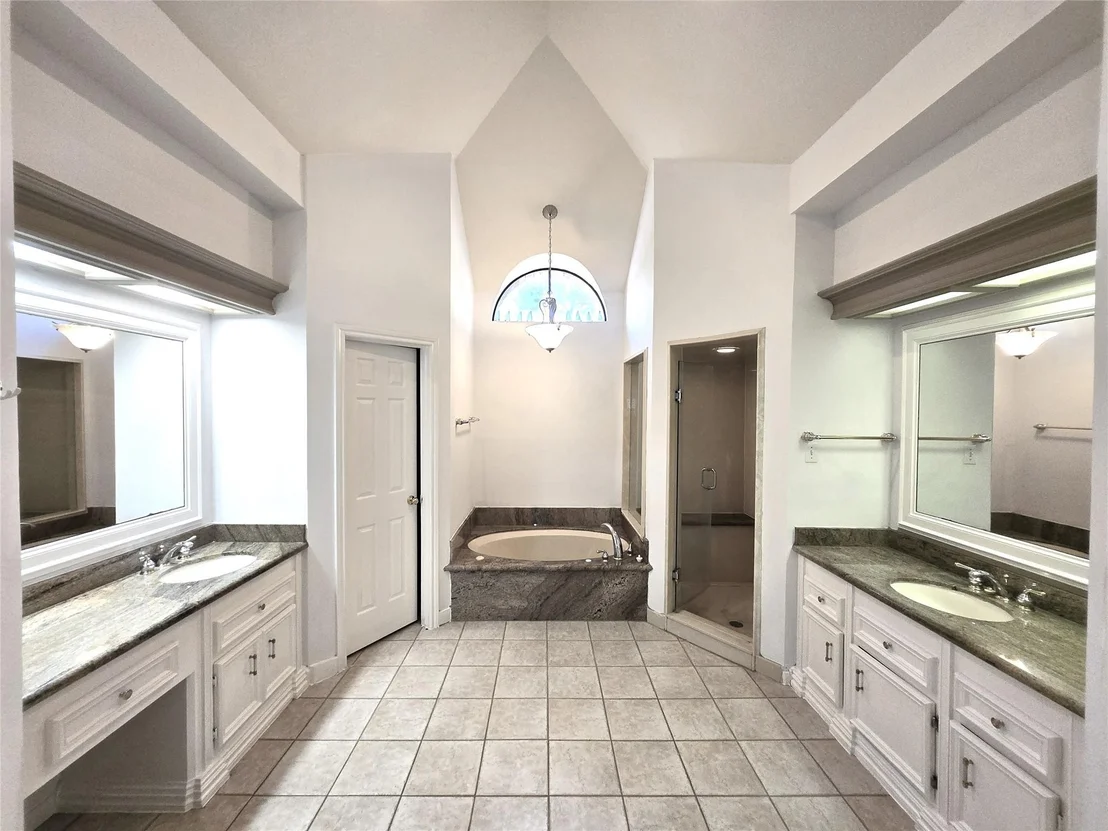 Photo of 18302 Longmoor Drive