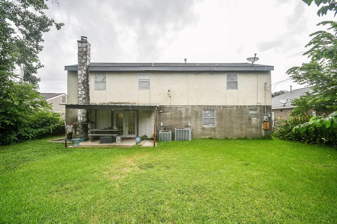 Photo of 5942 Pershing Street