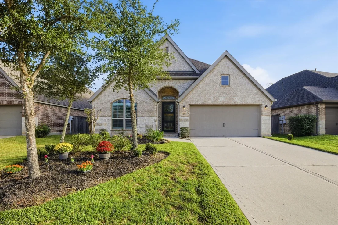 Photo of 302 Trillium Park Loop