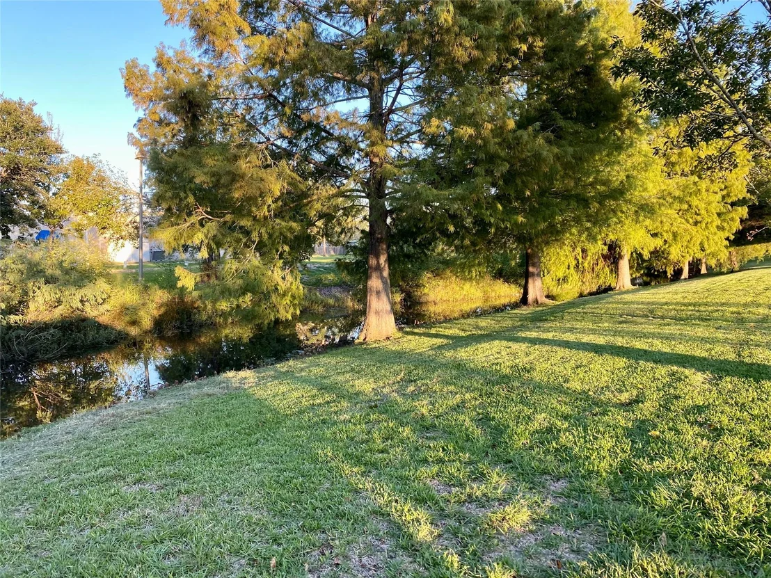 Photo of 2609 Hughes Road