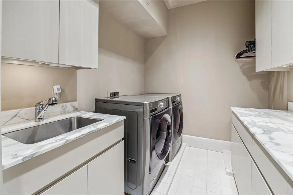 Photo of 2949 Chevy Chase Drive