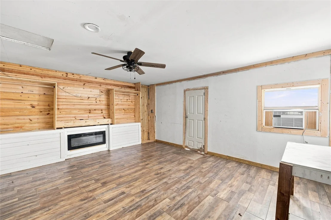 Photo of 761 N Forest Cove Loop