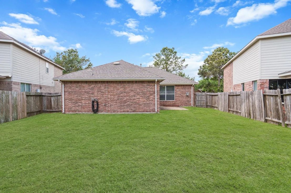 Photo of 7419 Avalon Trace