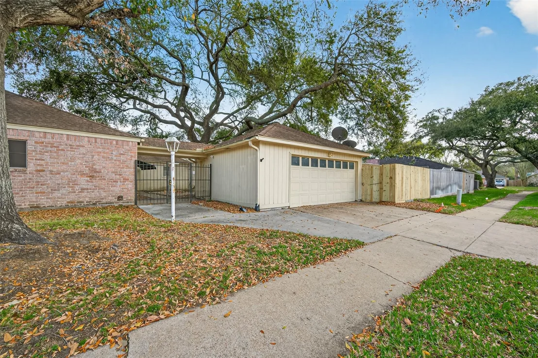 Photo of 18035 Mountfield Drive