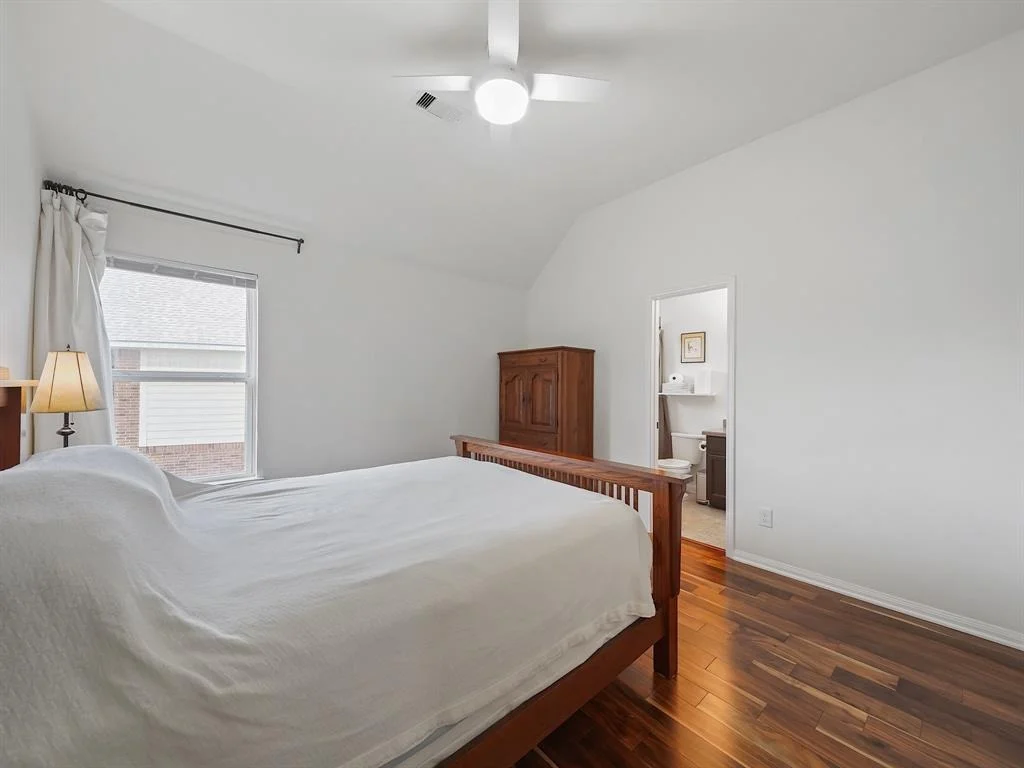 Photo of 19530 Crescent Meadow Drive