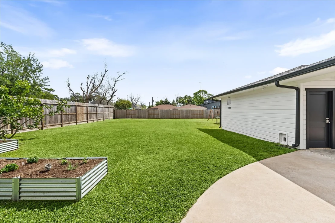 Photo of 4509 Brookwoods Drive