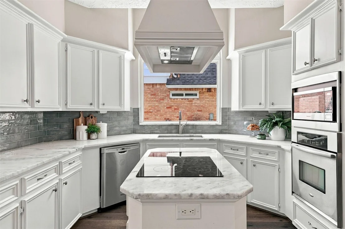 Photo of 1030 Barkston Drive