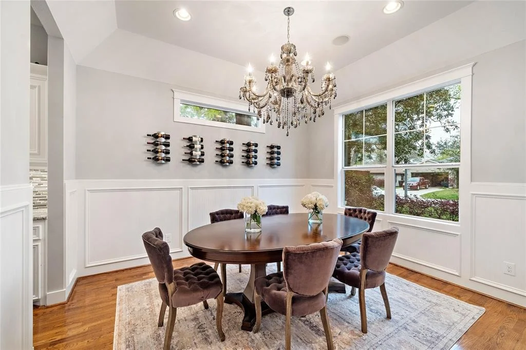 Photo of 1423 Chantilly Lane