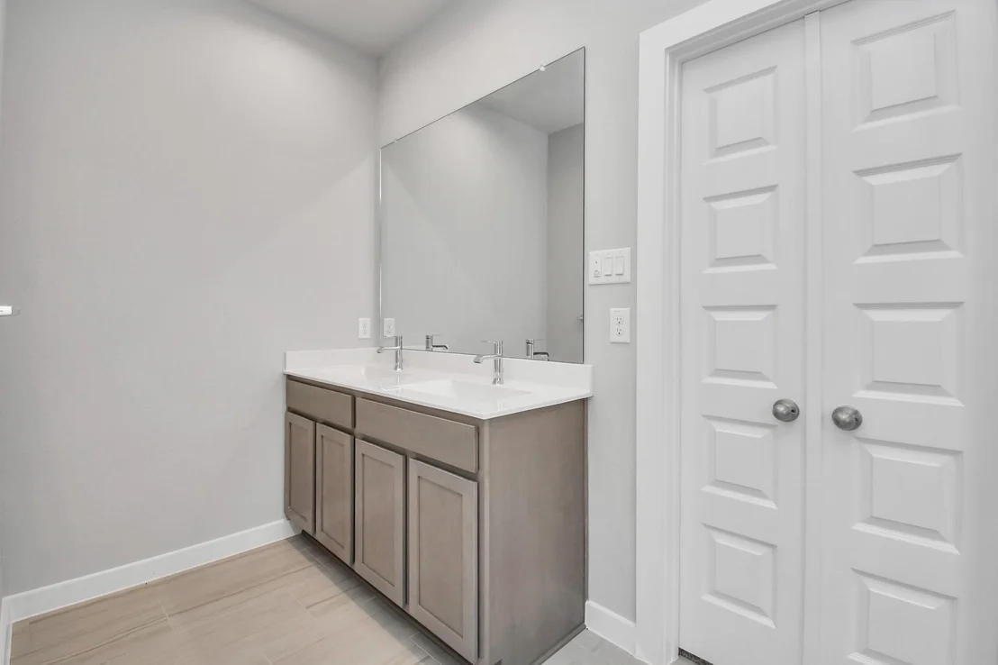 Photo of 2914 Bury Park Drive