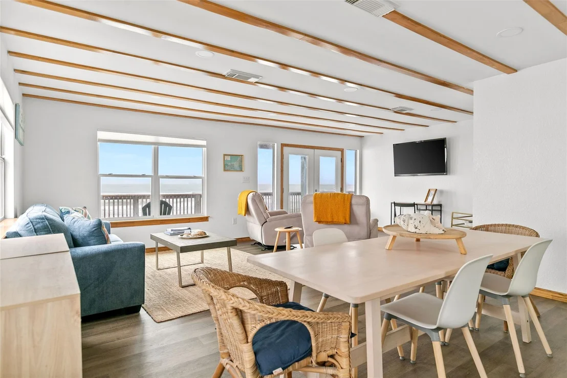 Photo of 902 Beach Drive