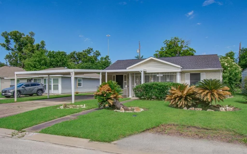 Photo of 7310 Bastogne Road